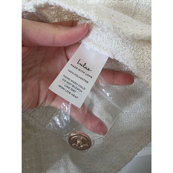 Lulus Elevated Concept White Tweed Lurex Button-Front Shift Mini Dress M NWT - Picture 5 of 9